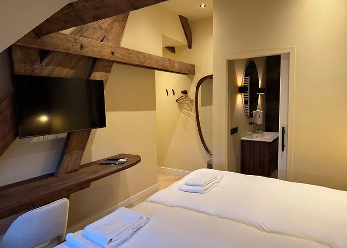 Oda ve Kahvaltı De Pastorie 4*