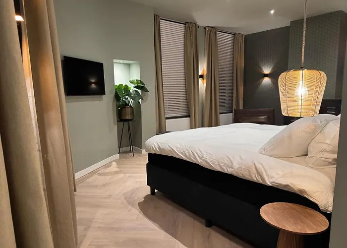 De Pastorie فندق مبيت وإفطار